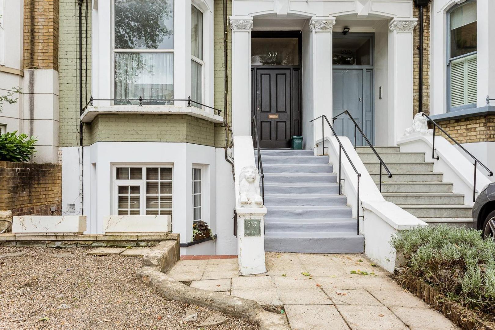 Appartement Chiswick Gem Stylish 1-bed Flat For Modern Living Londen